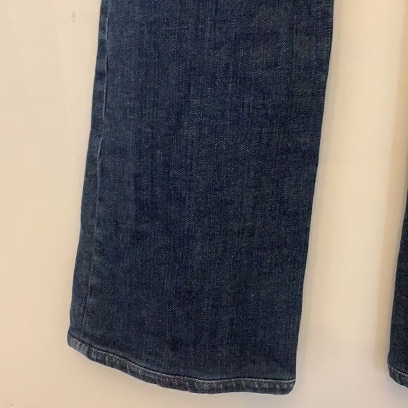 Ann Taylor size 8 denim jeans with embellished back pockets. Inseam 27” EUC - Picture 7 of 8